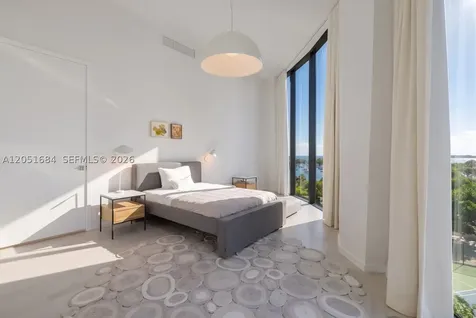 2811 S Bayshore Drive Miami FL 33133