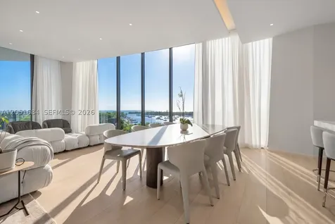 2811 S Bayshore Drive Miami FL 33133