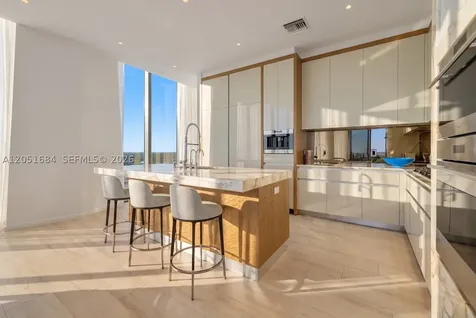 2811 S Bayshore Drive Miami FL 33133