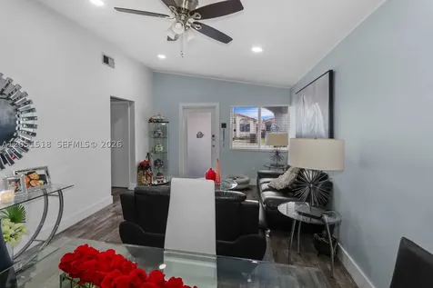 2884 W 75th Street Hialeah FL 33018