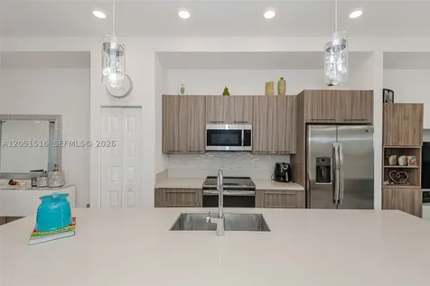 7815 NW 104th Avenue Doral FL 33178