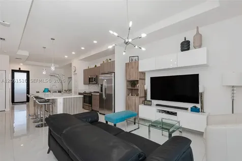 7815 NW 104th Avenue Doral FL 33178