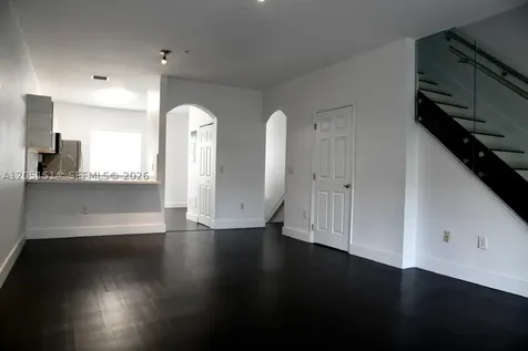 5670 NW 116th Avenue Doral FL 33178