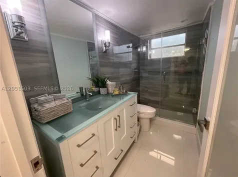 335 Collins Avenue Miami Beach FL 33139