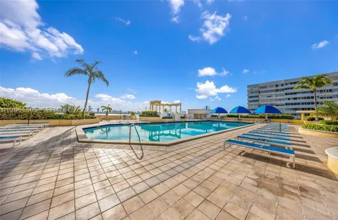 7601 E Treasure Drive North Bay Village FL 33141