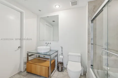 6000 Collins Avenue Miami Beach FL 33140