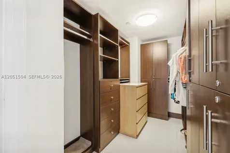 6000 Collins Avenue Miami Beach FL 33140