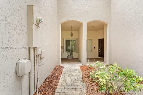1916 SE 23rd Avenue Homestead FL 33035