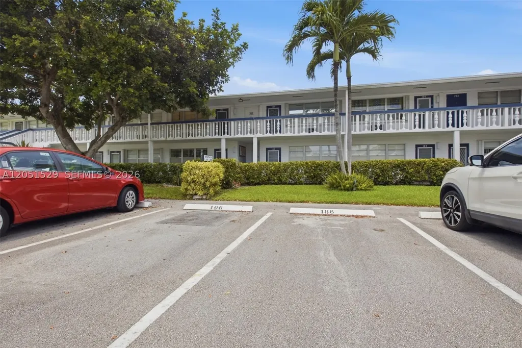 186 Ventnor L Deerfield Beach FL 33442