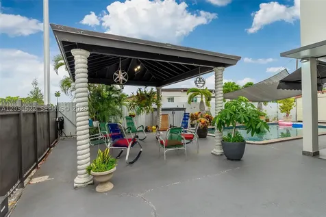 6320 E 4th Avenue Hialeah FL 33013