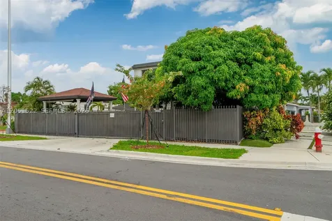6320 E 4th Avenue Hialeah FL 33013