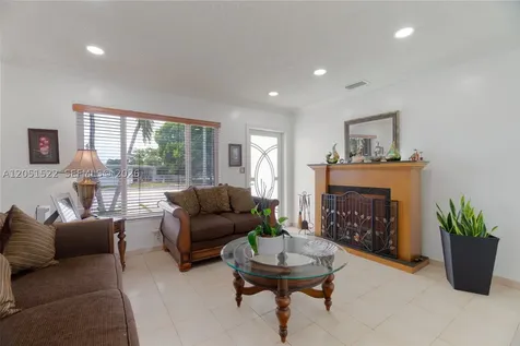 6320 E 4th Avenue Hialeah FL 33013