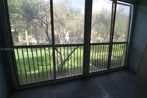 1200 SW 124th Terrace Pembroke Pines FL 33027