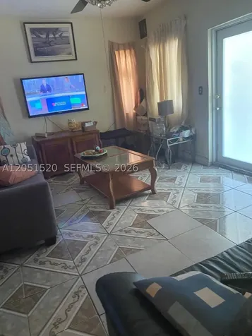 218 SW 10th Avenue Miami FL 33130
