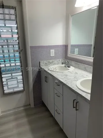 1820 SW 98th Court Miami FL 33165