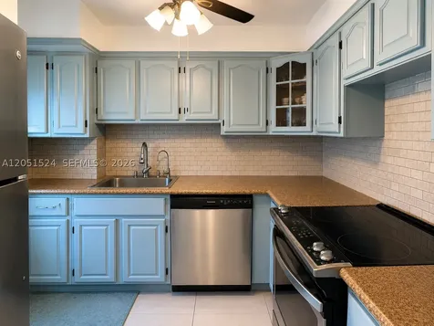 220 Kings Point Drive Sunny Isles Beach FL 33160