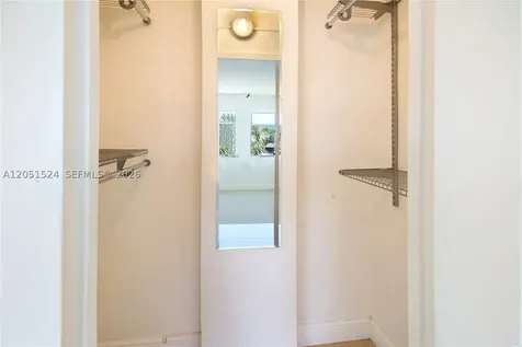 220 Kings Point Drive Sunny Isles Beach FL 33160