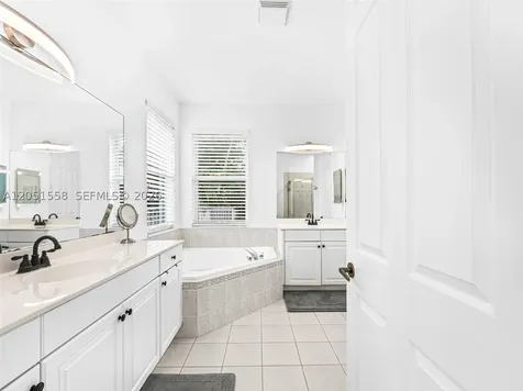 135 Catania Way Royal Palm Beach FL 33411