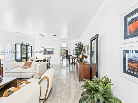 135 Catania Way Royal Palm Beach FL 33411
