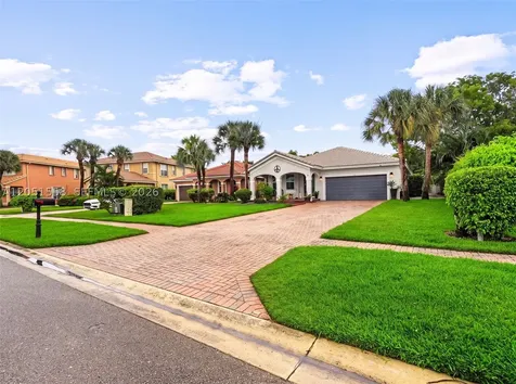 135 Catania Way Royal Palm Beach FL 33411