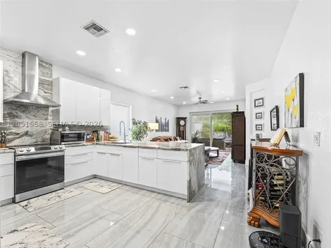 135 Catania Way Royal Palm Beach FL 33411