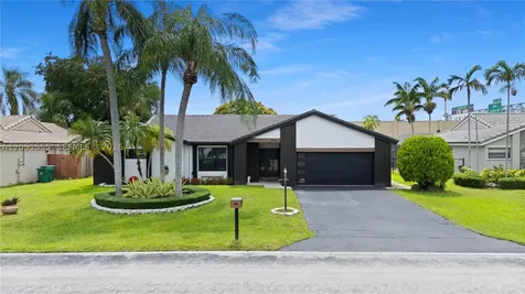 5741 W Waterford Drive Davie FL 33331