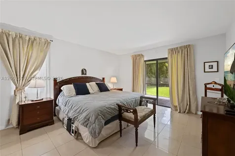 5741 W Waterford Drive Davie FL 33331