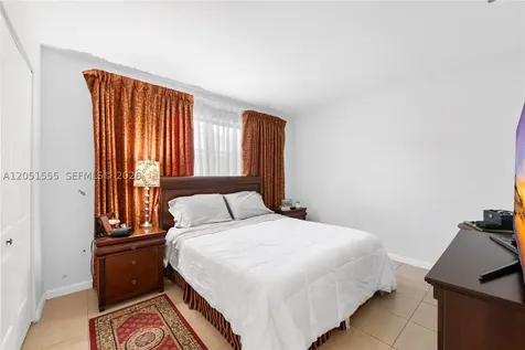 5741 W Waterford Drive Davie FL 33331