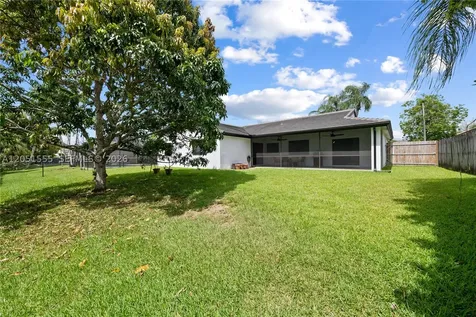 5741 W Waterford Drive Davie FL 33331