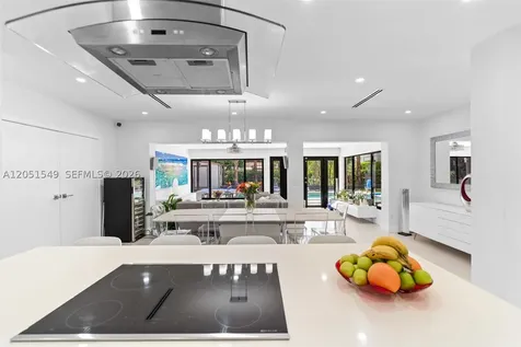 7831 SW 54th Court Miami FL 33143