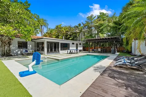 7831 SW 54th Court Miami FL 33143