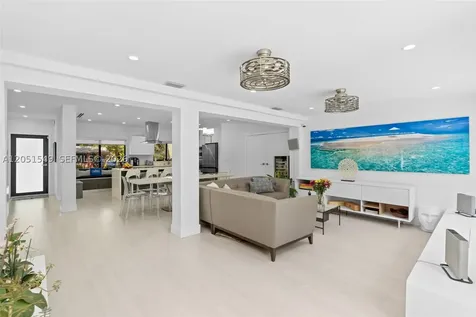 7831 SW 54th Court Miami FL 33143