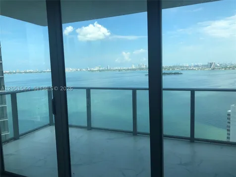 650 NE 32 Street Miami FL 33137