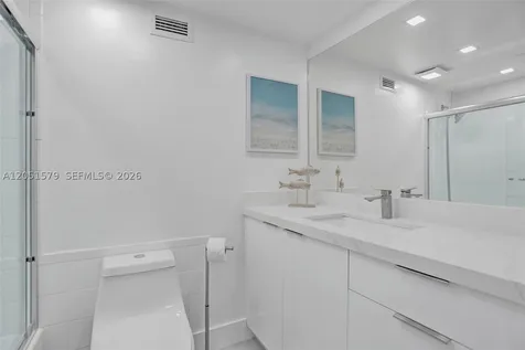 2501 S Ocean Drive Hollywood FL 33019