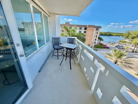 3111 N Ocean Drive Hollywood FL 33019