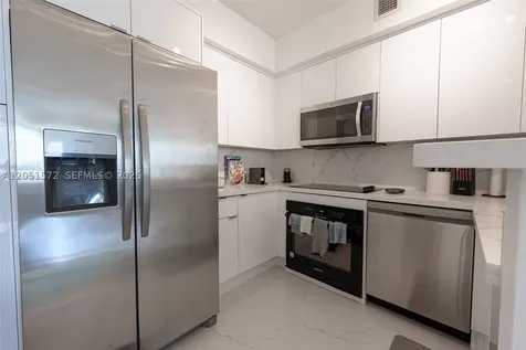 335 S Biscayne Boulevard Miami FL 33131