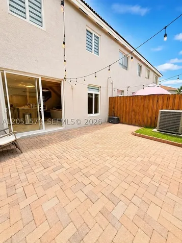 5724 NW 112th Place Doral FL 33178