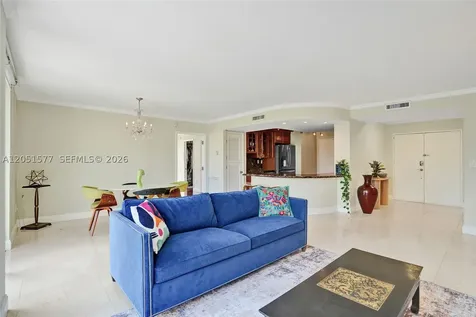 9800 W Bay Harbor Drive Bay Harbor Islands FL 33154