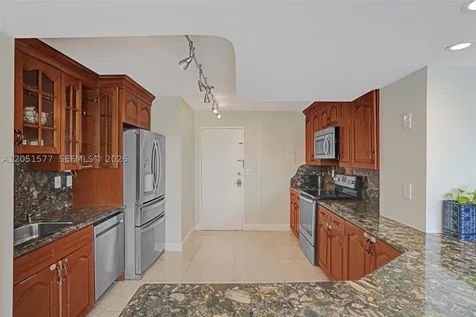 9800 W Bay Harbor Drive Bay Harbor Islands FL 33154