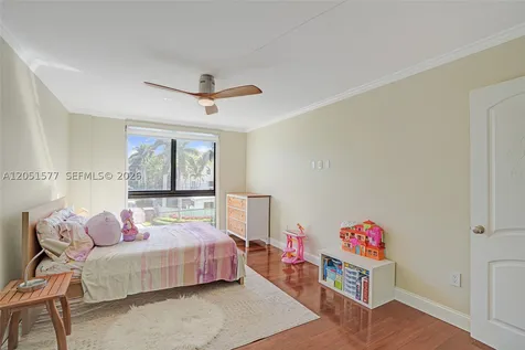 9800 W Bay Harbor Drive Bay Harbor Islands FL 33154