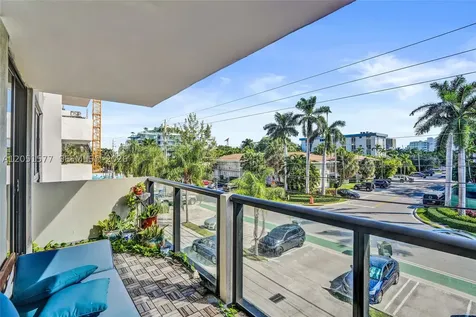 9800 W Bay Harbor Drive Bay Harbor Islands FL 33154