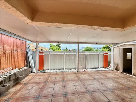 9184 NW 119 Terrace Hialeah Gardens FL 33018
