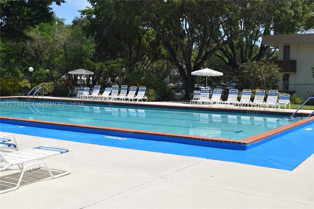 3970 Oaks Clubhouse Drive Pompano Beach FL 33069