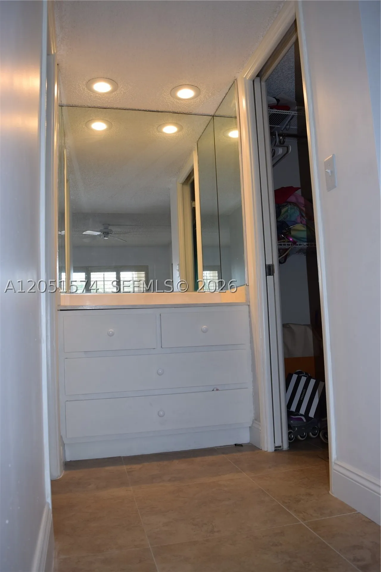 3970 Oaks Clubhouse Drive Pompano Beach FL 33069