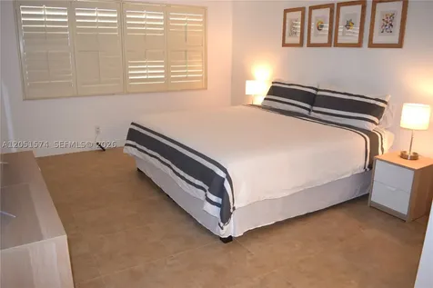 3970 Oaks Clubhouse Drive Pompano Beach FL 33069