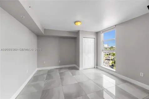 16590 NE 26th Avenue North Miami Beach FL 33160