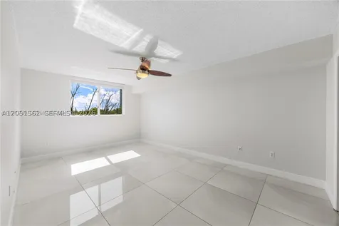 16590 NE 26th Avenue North Miami Beach FL 33160