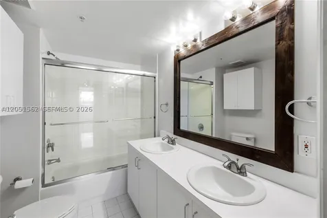 16590 NE 26th Avenue North Miami Beach FL 33160