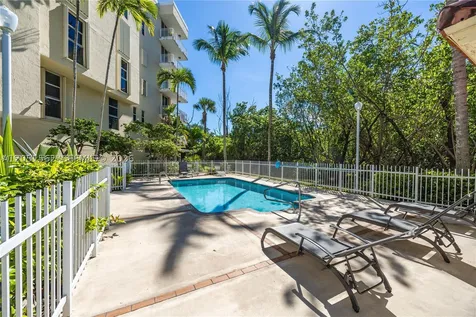 16590 NE 26th Avenue North Miami Beach FL 33160