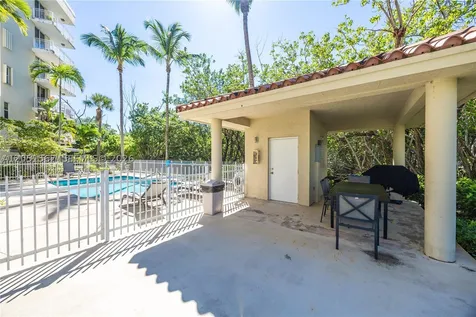 16590 NE 26th Avenue North Miami Beach FL 33160